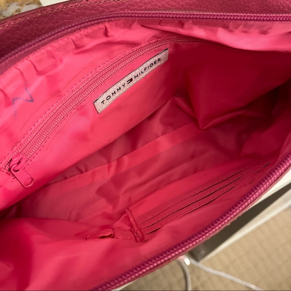 Tommy Hilfiger Hot Pink Shoulder Bag - Picture 4 of 4